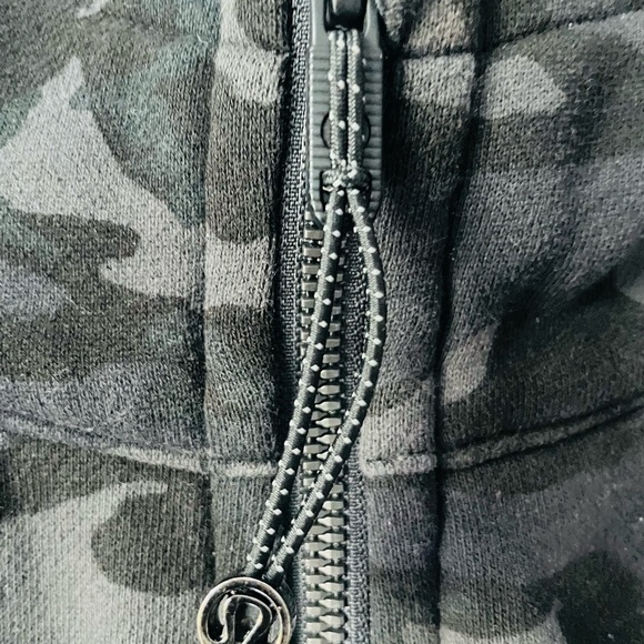 Lululemon Athletica Camo Hoodie - Black and Gray - Picture 5 of 9